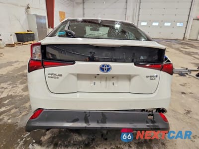 Zdjęcie 6 z 13 samochodu: 2021 TOYOTA PRIUS XLE AWD-E VIN:JTDL9MFUXM3027201 - miniatura