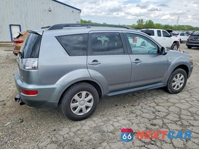 Trzecie zdjęcie samochodu z tyłu: 2013 MITSUBISHI OUTLANDER ES VIN:JA4AS2AW8DU004576 - miniatura