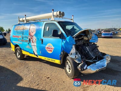 Czwarte zdjęcie samochodu z boku: 2017 CHEVROLET EXPRESS G2500 VIN:1GCWGAFF5H1169735 - miniatura