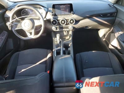 Zdjęcie 8 z 13 samochodu: 2021 NISS SENTRA VIN:3N1AB8CV3MY220736 - miniatura