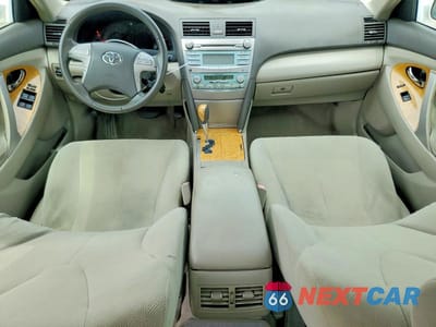 Zdjęcie 8 z 12 samochodu: 2007 TOYOTA CAMRY XLE VIN:JTNBE46K173069665 - miniatura