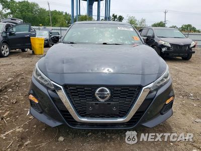 Piąte zdjęcie samochodu w środku: 2021 NISSAN ALTIMA SV VIN:1N4BL4DV4MN362800 - miniatura