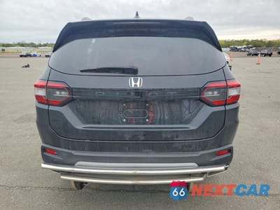 Zdjęcie 6 z 13 samochodu: 2025 HONDA PILOT TOURING VIN:5FNYG1H7XSB119135 - miniatura
