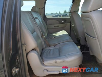 Zdjęcie 11 z 13 samochodu: 2007 CHEV SUBURBAN K2500 VIN:3GNGK26K57G237237 - miniatura