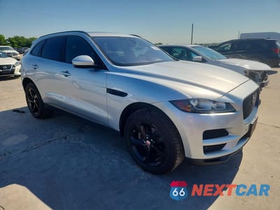 Czwarte zdjęcie samochodu z boku: 2018 JAGUAR F-PACE VIN:SADCJ2FX1JA265892 - miniatura
