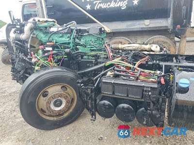 Zdjęcie 12 z 12 samochodu: 2027 VOLVO VNR TRUCK CAB AND CHASSIS VIN:4V4WC9EG2RN638475 - miniatura
