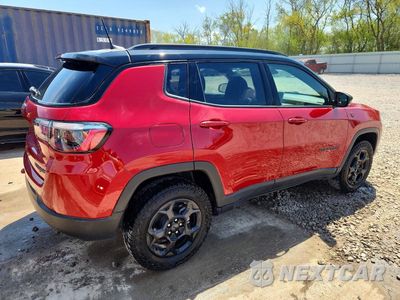 Trzecie zdjęcie samochodu z tyłu: 2024 JEEP COMPASS TRAILHAWK VIN:3C4NJDDN5RT141646 - miniatura