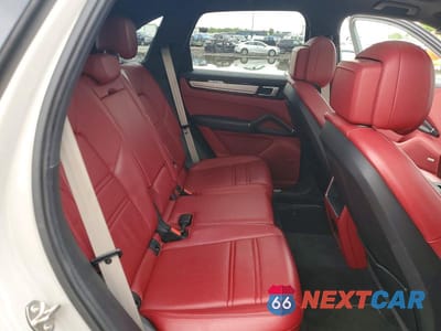 Zdjęcie 11 z 13 samochodu: 2023 PORSCHE CAYENNE BASE VIN:WP1AA2AYXPDA04737 - miniatura