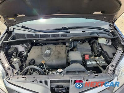 Zdjęcie 12 z 13 samochodu: 2019 TOYOTA SIENNA XLE PREMIUM 8-PASSENGER VIN:5TDYZ3DC6KS995012 - miniatura