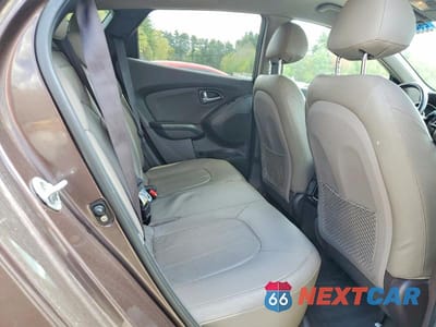 Zdjęcie 11 z 13 samochodu: 2015 HYUNDAI TUCSON LIMITED VIN:KM8JU3AG1FU979238 - miniatura