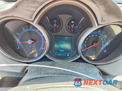Zdjęcie 9 z 13 samochodu: 2012 CHEVROLET CRUZE LS VIN:1G1PC5SH4C7395617 - miniatura