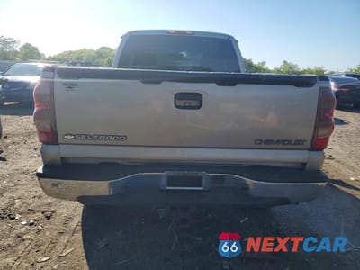 Zdjęcie 6 z 12 samochodu: 2003 CHEVROLET SILVERADO K1500 VIN:2GCEK19T831140986 - miniatura