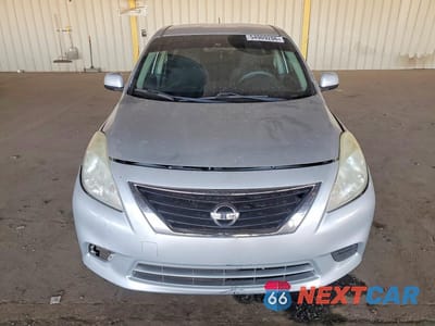 Piąte zdjęcie samochodu w środku: 2014 NISSAN VERSA 1.6 SV VIN:3N1CN7AP4EL834160 - miniatura