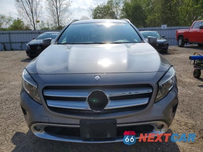 Piąte zdjęcie samochodu w środku: 2015 MERCEDES-BENZ GLA 250 4MATIC VIN:WDCTG4GB9FJ167932 - miniatura