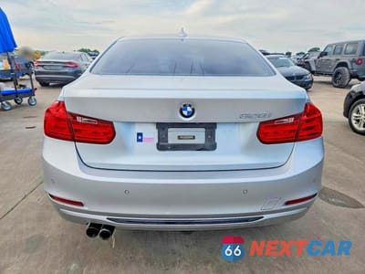 Zdjęcie 6 z 12 samochodu: 2015 BMW 328 I VIN:WBA3A5C54FP604260 - miniatura
