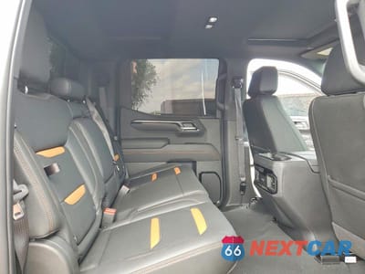 Zdjęcie 10 z 12 samochodu: 2026 GMC SIERRA K1500 AT4 VIN:3GTUUEEL2TG233805 - miniatura