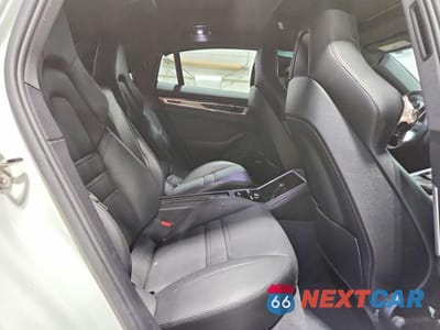 Zdjęcie 10 z 13 samochodu: 2019 PORSCHE PANAMERA 4S VIN:WP0AB2A73KL128112 - miniatura