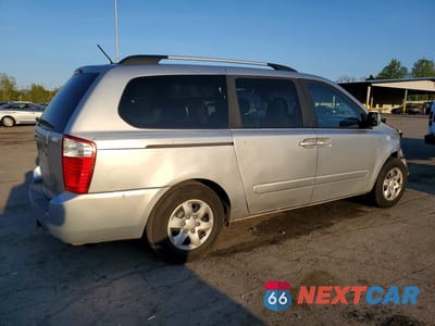 Trzecie zdjęcie samochodu z tyłu: 2010 KIA SEDONA LX VIN:KNDMG4C34A6330474 - miniatura