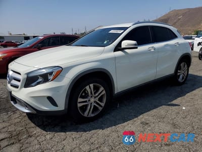 2017 MERCEDES-BENZ GLA 250 WDCTG4EB3HJ332931 - główne zdjęcie licytacji z USA - miniatura