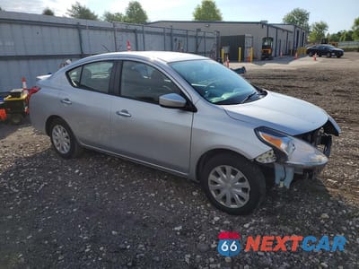 Czwarte zdjęcie samochodu z boku: 2017 NISSAN VERSA 1.6 SV VIN:3N1CN7APXHK436378 - miniatura