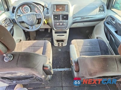 Zdjęcie 8 z 13 samochodu: 2014 DODGE GRAND CARAVAN SE VIN:2C4RDGBG2ER166774 - miniatura