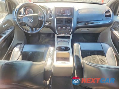 Zdjęcie 8 z 14 samochodu: 2017 DODGE GRAND CARAVAN SXT VIN:2C4RDGCGXHR857103 - miniatura