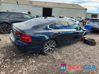 Trzecie zdjęcie samochodu z tyłu: 2018 VOLVO S90 T5 MOMENTUM VIN:LVY982AK9JP025959 - miniatura