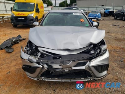 Piąte zdjęcie samochodu w środku: 2021 TOYOTA CAMRY SE VIN:4T1G11AKXMU561527 - miniatura