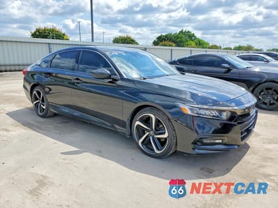 Czwarte zdjęcie samochodu z boku: 2019 HONDA ACCORD SPORT VIN:1HGCV1F33KA090877 - miniatura