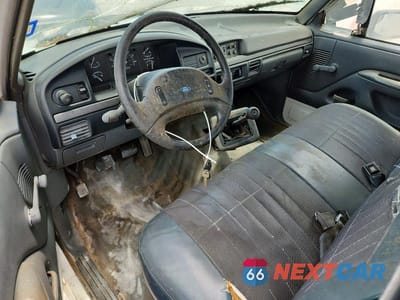 Zdjęcie 8 z 13 samochodu: 1993 FORD F150 VIN:1FTEX15YXPKA61926 - miniatura