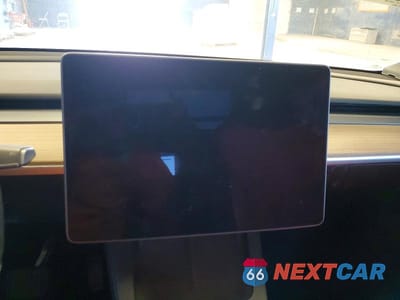 Zdjęcie 9 z 12 samochodu: 2025 TESLA MODEL Y VIN:7SAYGAEE3SF306075 - miniatura