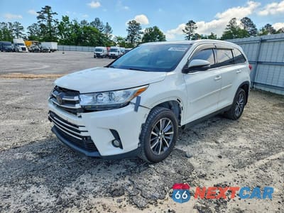 2019 TOYOTA HIGHLANDER XLE 5TDJZRFH2KS926671 - główne zdjęcie licytacji z USA - miniatura