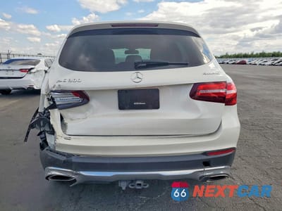 Zdjęcie 6 z 13 samochodu: 2017 MERCEDES-BENZ GLC 300 4MATIC VIN:WDC0G4KB7HF235807 - miniatura