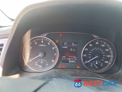 Zdjęcie 9 z 12 samochodu: 2018 HYUNDAI ELANTRA SE VIN:5NPD74LF5JH260001 - miniatura