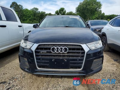 Piąte zdjęcie samochodu w środku: 2017 AUDI Q3 PREMIUM VIN:WA1ECCFS3HR014791 - miniatura