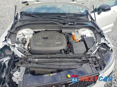 Zdjęcie 11 z 12 samochodu: 2025 VOLVO XC60 ULTRA VIN:YV4H60RM9S1056424 - miniatura