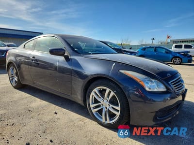 Czwarte zdjęcie samochodu z boku: 2009 INFINITI G37 COUPE BASE VIN:JNKCV64E89M602785 - miniatura