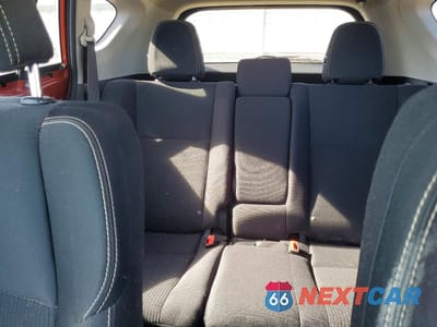 Zdjęcie 10 z 14 samochodu: 2015 TOYOTA RAV4 XLE VIN:2T3WFREV8FW144255 - miniatura