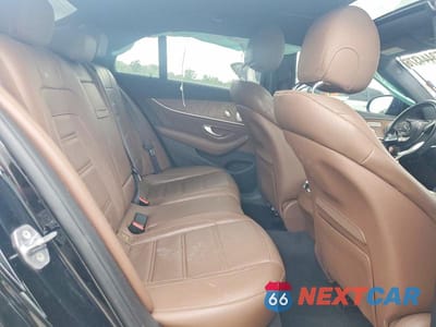 Zdjęcie 10 z 13 samochodu: 2017 MERCEDES-BENZ E 43 4MATIC AMG VIN:WDDZF6EB6HA252222 - miniatura