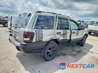 Trzecie zdjęcie samochodu z tyłu: 2002 JEEP GRAND CHEROKEE VIN:1J4GW48S42C116422 - miniatura