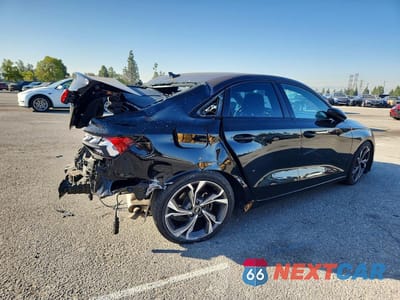 Trzecie zdjęcie samochodu z tyłu: 2023 AUDI A3 PREMIUM VIN:WAUAUDGY4PA047710 - miniatura