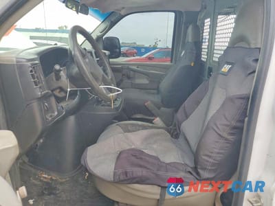 Zdjęcie 7 z 13 samochodu: 2006 CHEVROLET EXPRESS 2500 DELIVERY VAN VIN:1GCGG25V961196789 - miniatura