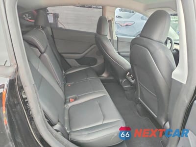 Zdjęcie 10 z 12 samochodu: 2024 TESLA MODEL Y VIN:7SAYGDED3RA305878 - miniatura