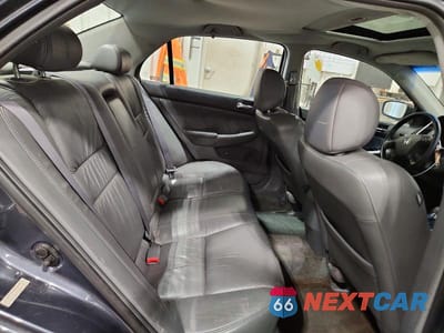 Zdjęcie 10 z 12 samochodu: 2007 HONDA ACCORD EX VIN:1HGCM66837A094320 - miniatura
