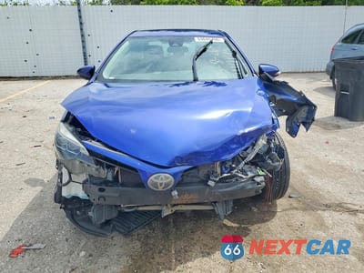 Piąte zdjęcie samochodu w środku: 2019 TOYOTA COROLLA VIN:5YFBURHE2KP880712 - miniatura