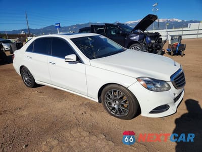 Czwarte zdjęcie samochodu z boku: 2016 MERCEDES-BENZ E 350 4MATIC VIN:WDDHF8JB4GB172715 - miniatura