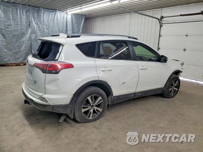 Trzecie zdjęcie samochodu z tyłu: 2018 TOYOTA RAV4 XLE VIN:JTMRFREV4JJ222003 - miniatura