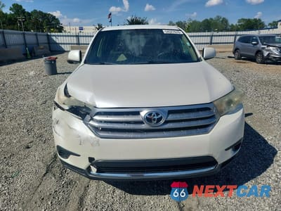 Piąte zdjęcie samochodu w środku: 2013 TOYOTA HIGHLANDER BASE VIN:5TDZA3EH5DS033924 - miniatura