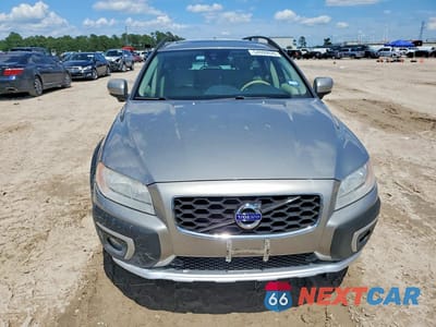 Piąte zdjęcie samochodu w środku: 2015 VOLVO XC70 3.2 PLATINUM VIN:YV4952ND2F1198760 - miniatura