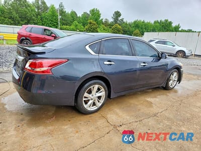Trzecie zdjęcie samochodu z tyłu: 2013 NISSAN ALTIMA 2.5 VIN:1N4AL3AP4DC136666 - miniatura